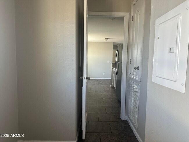 625 W McKellips Rd Mesa, AZ 85201 photo 4