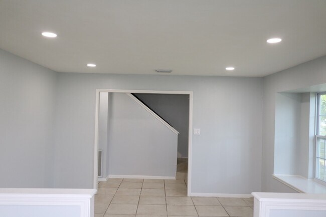 12615 Huntington Venture Drive, Houston, TX 77099 photo 5