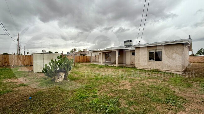 531 North 111th Place, Mesa, AZ 85207 photo 3