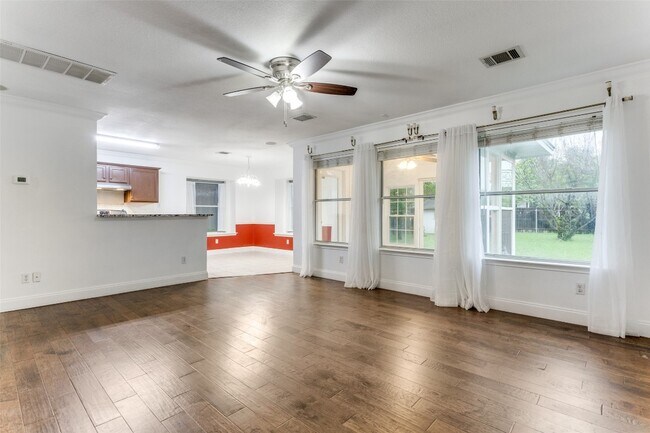 15515 Sutton Leigh's Ln Pflugerville, TX 78660 photo 4