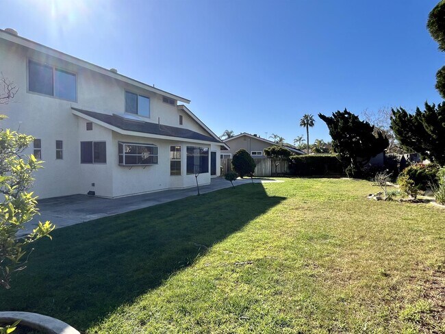 3105 Blenkarne Dr Carlsbad, CA 92008 photo 4