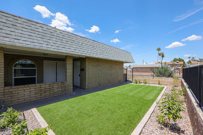 1159 W Drummer Ave Mesa, AZ 85210 photo 4