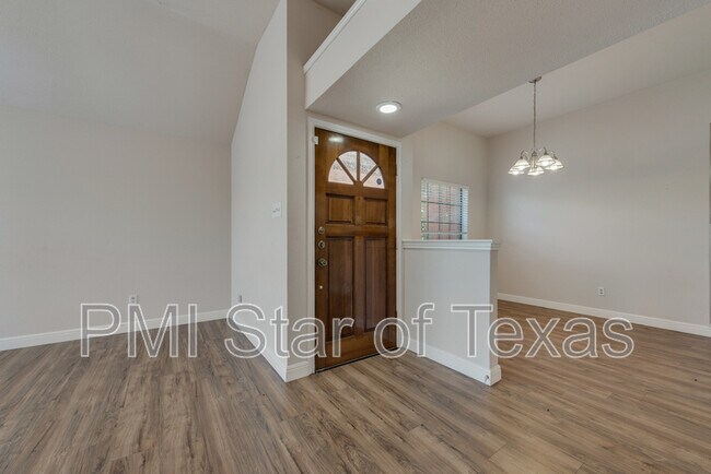 2107 Prairie Creek Trail, Garland, TX 75040 photo 3