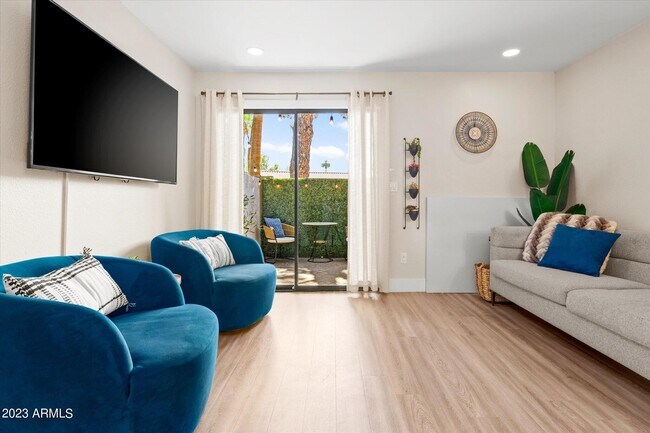 533 W Guadalupe Rd Mesa, AZ 85210 photo 4