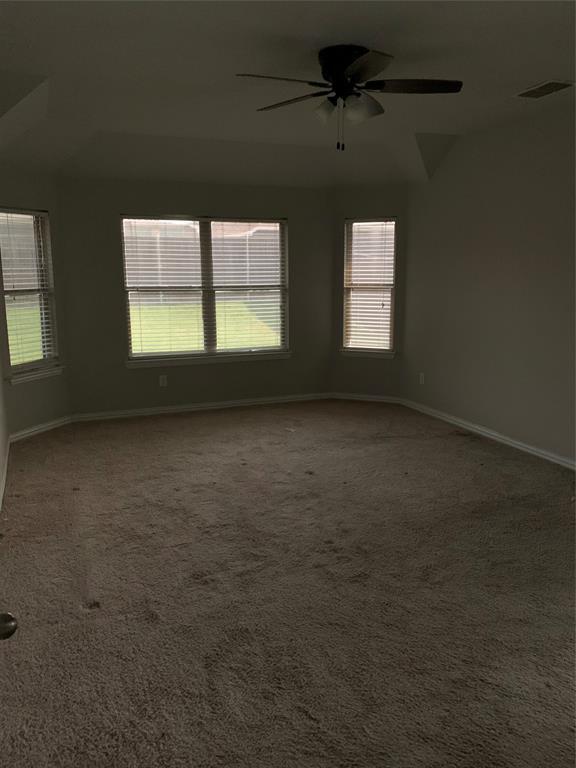 1613 Ridge Creek Lane, Aubrey, TX 76227 photo 4