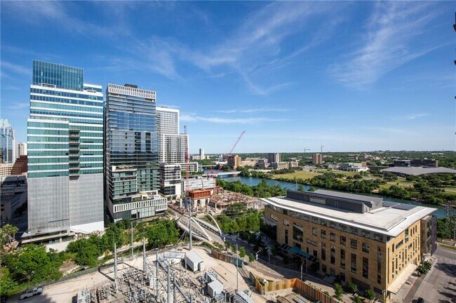 222 West Ave Austin, TX 78701 photo 4