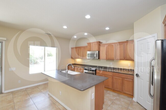 2209 West Marconi Avenue, Phoenix, AZ 85023 photo 2