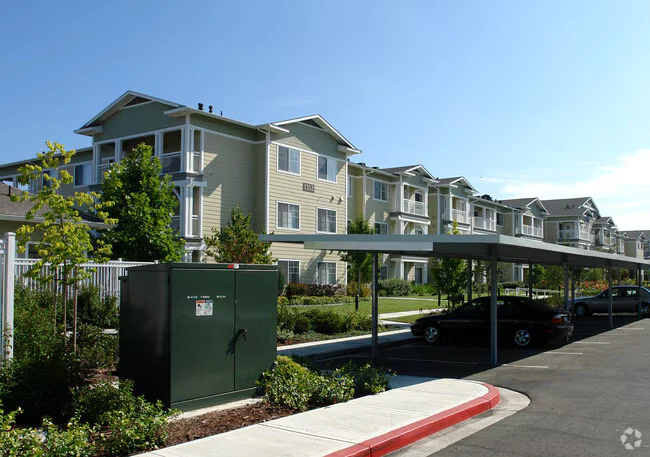 2bd/1.5 Bathrooms - Sonoma Racquet Club - Includes Water &amp; Garbage photo 2