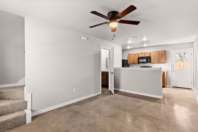 304 Blair St Killeen, TX 76541 photo 3
