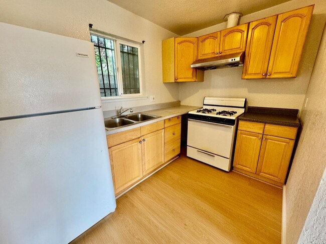 2863 Brookdale Avenue, Oakland, CA 94602 photo 4