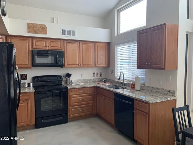 133 West Ranch Road, Tempe, AZ 85284 photo 2
