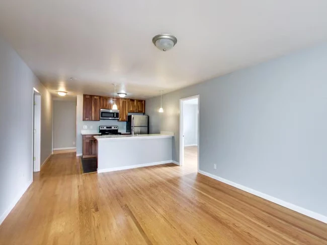 205 Collins St San Francisco, CA 94118 photo 3