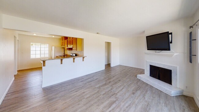 5184 Ewing St San Diego, CA 92115 photo 5