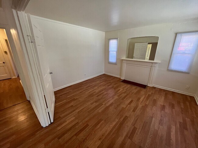 521 Hilmar St Santa Clara, CA 95050 photo 5