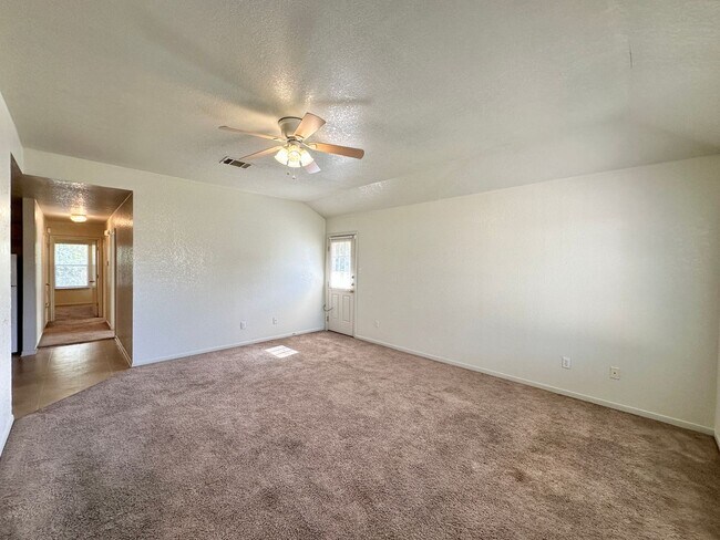 2209 Indian Trail Harker Heights, TX 76548 photo 3