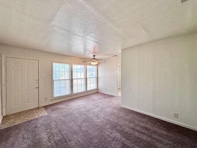 1102-1104 Williamson Dr Killeen, TX 76541 photo 3