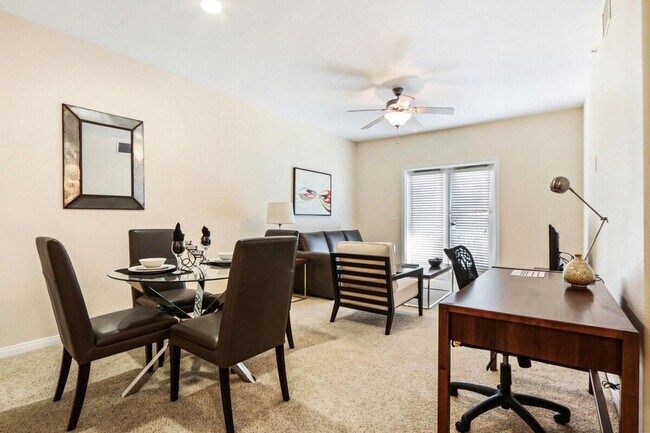 9065 Sydney Ct San Diego, CA 92122 photo 2