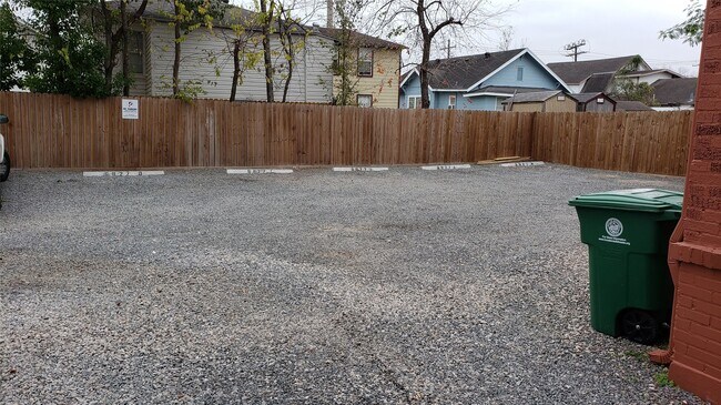 6819 Avenue C, Houston, TX 77011 photo 3