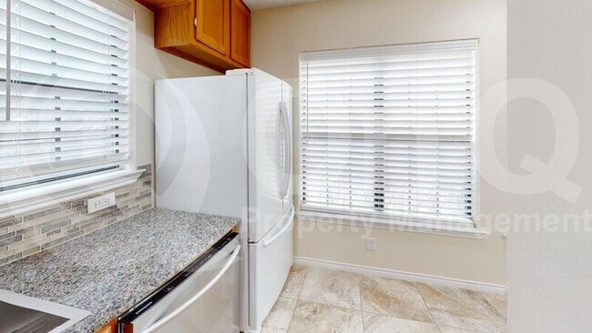 412 Santa Fe Trail Irving, TX 75063 photo 4