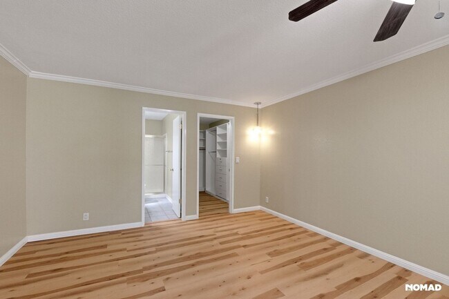 Charming 2BR Townhome in San Jose photo 5