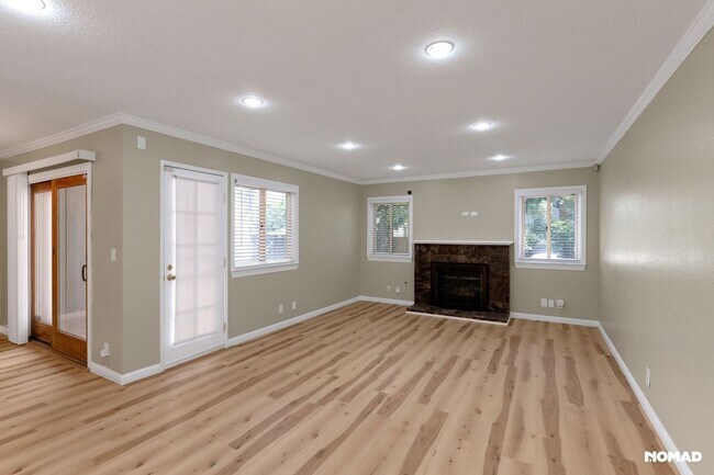 Charming 2BR Townhome in San Jose photo 4