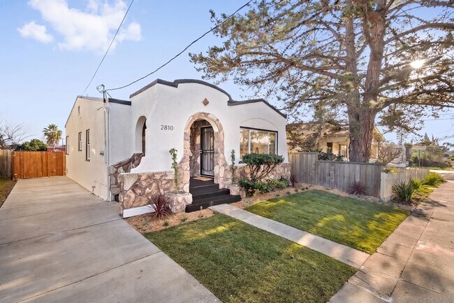 2810 55th Ave Oakland, CA 94605 photo 2