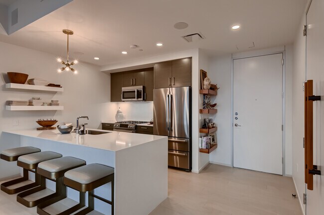 301 West Ave Austin, TX 78701 photo 3