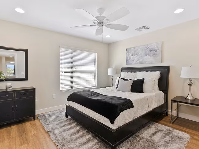 The Hardy Tempe Townhome Living photo 3