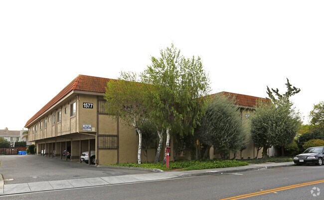 1577 Pomeroy Avenue, Santa Clara, CA 95051 photo 2