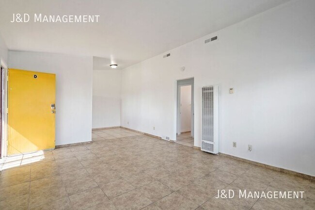 824 47th St San Diego, CA 92102 photo 3