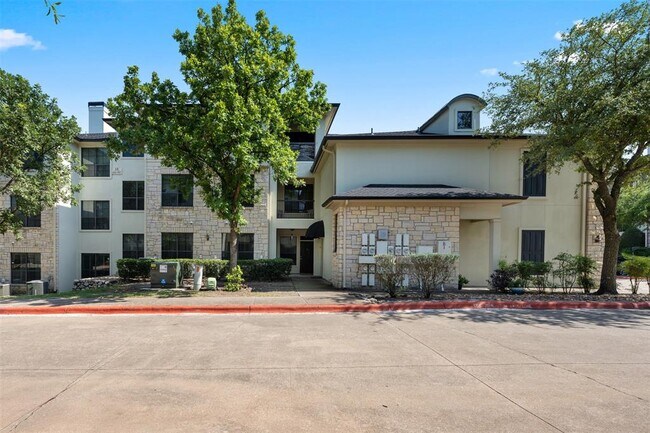 7701 Rialto Blvd Austin, TX 78735 photo 4