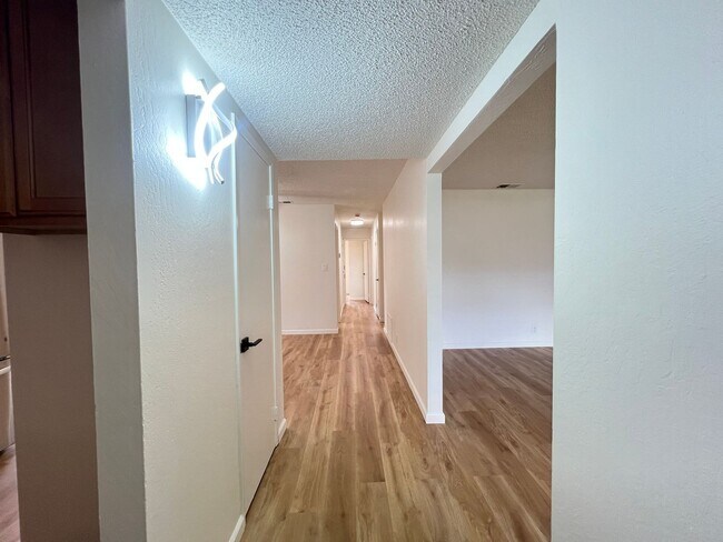 6265 Robin Court, Pleasanton, CA 94588 photo 4