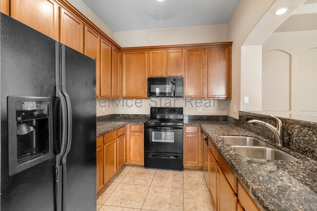 3820 E Mcdowell Rd photo 5