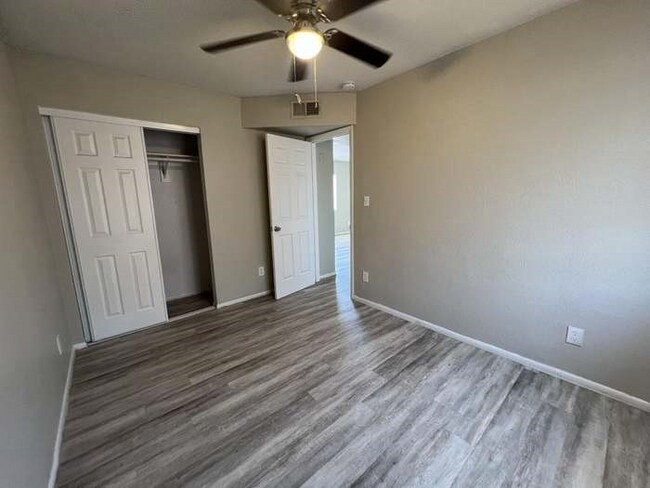 1444 S 13th Ave Phoenix, AZ 85007 photo 4