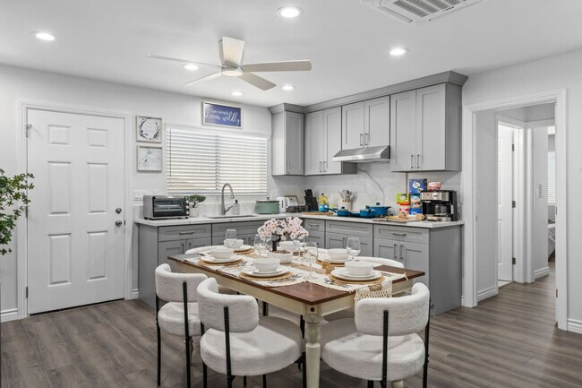 10983 Parkdale Ave San Diego, CA 92126 photo 3