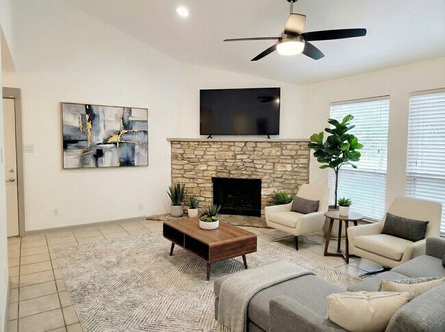 920 Sirocco Drive, Austin, TX 78745 photo 3