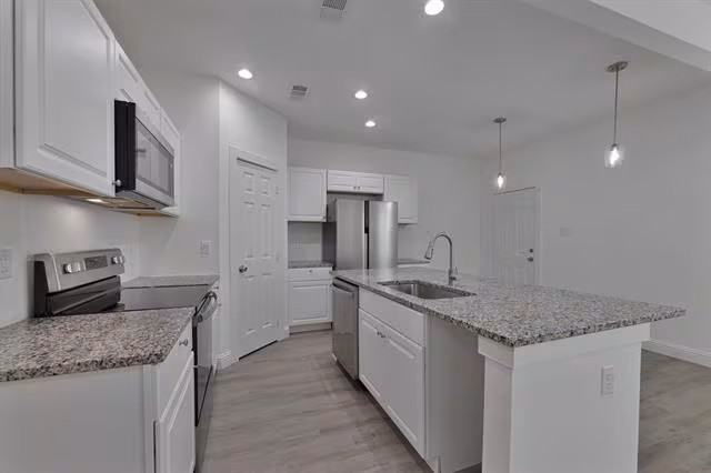 840 Ryan Road, Dallas, TX 75224 photo 2
