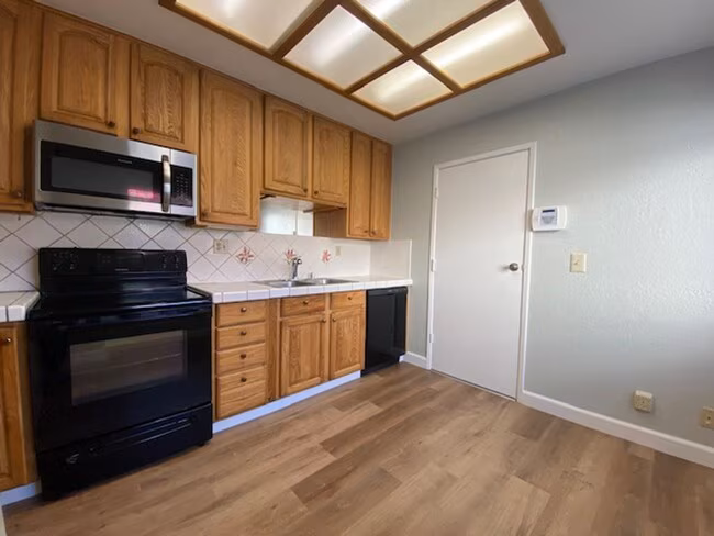3 Bedroom 2 Bathroom Single Family Home in San Jose photo 3