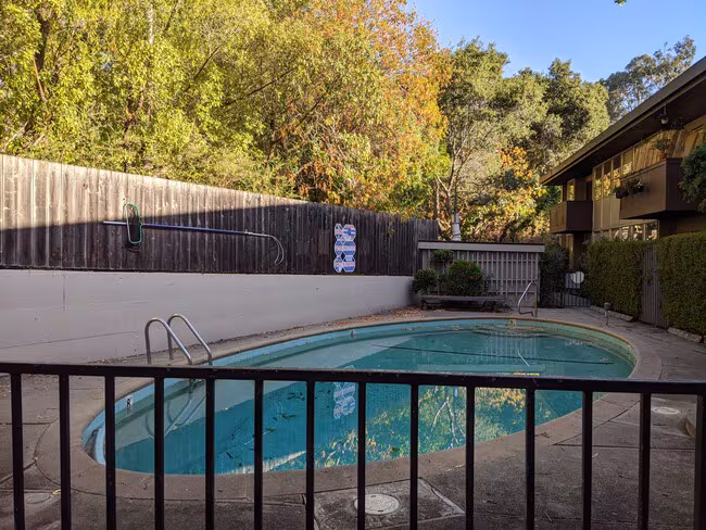 2221 Lake Rd Belmont, CA 94002 photo 2