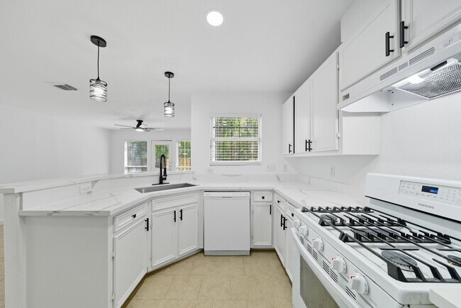 3116 Bolt Street, Houston, TX 77051 photo 2