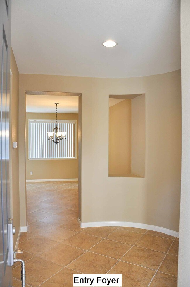1167 Vista Pointe Boulevard, Oceanside, CA 92057 photo 4