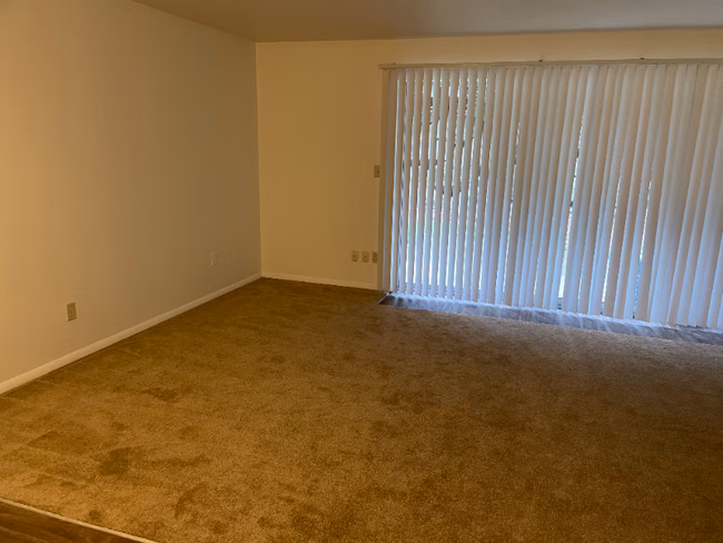 14421 8th Ave SW Burien, WA 98166 photo 2