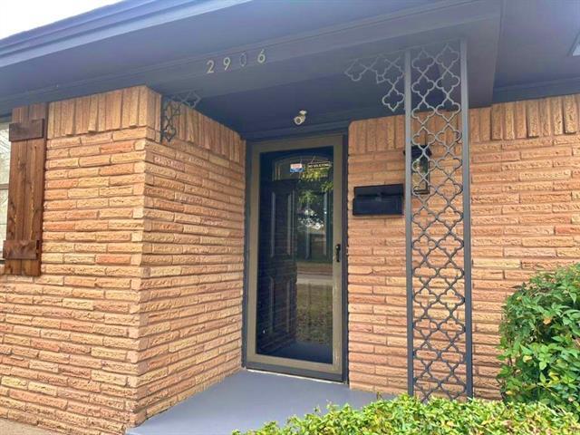 2906 Sharpview Ln Dallas, TX 75228 photo 3