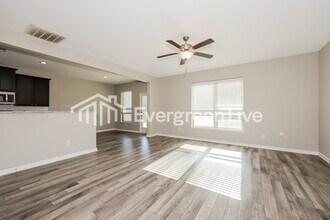 1527 Mackinac Drive, Crowley, TX 76036 photo 5