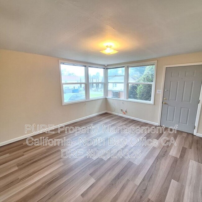 2804 Western Ave Petaluma, CA 94952 photo 4