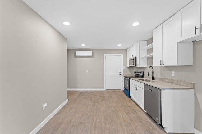 2623 Canfield Street, Houston, TX 77004 photo 3