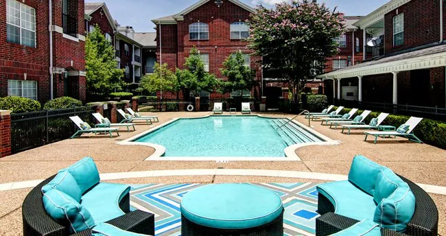 Tuscany Apartments photo 3