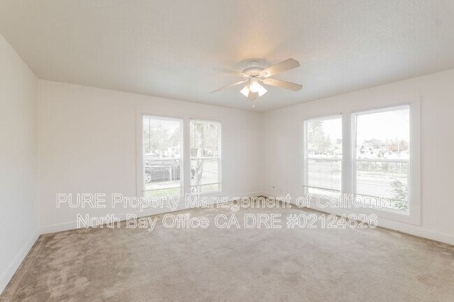 700 Oak St Santa Rosa, CA 95404 photo 3