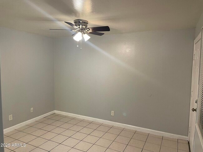 602 E Townley Ave Phoenix, AZ 85020 photo 3