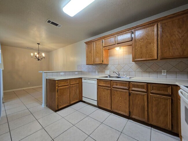 5102 Heather Ln Killeen, TX 76549 photo 4